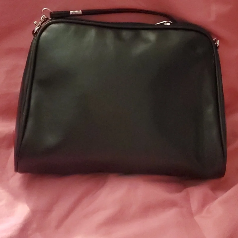 Crossbody Designed Bag - Picture 2 of 16